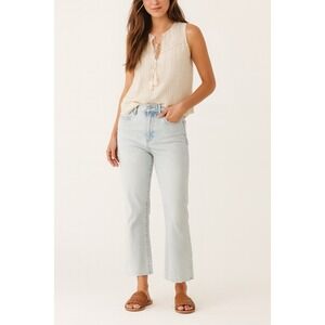 LOFT High Rise Kick Crop Jeans Light Wash 4/27 Boho Chic Earthy Casual Comfort